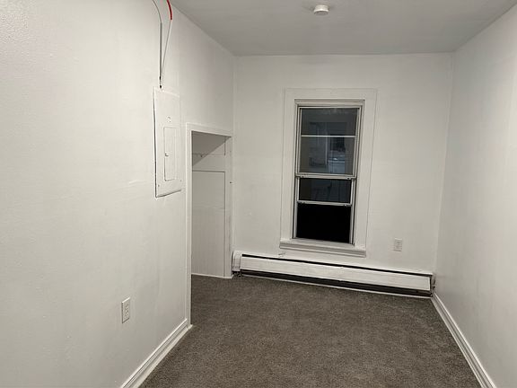 5th image of 657 Olive St #2
