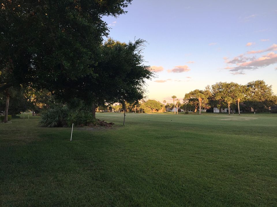 1st image of 957 Osprey Dr