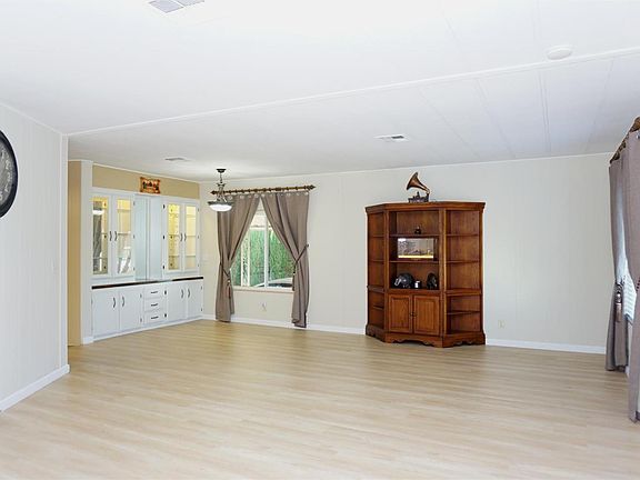 5th image of 3044 Oakbridge Dr #3044