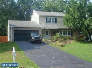 1236 3rd Ave, Gilbertsville, PA 19525