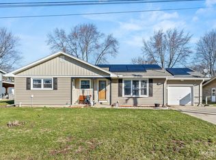 701 E Prairie St, Plano, IL