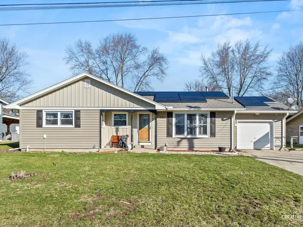 701 E Prairie St, Plano, IL 60545