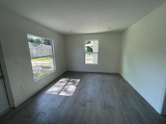 2nd image of 1529 Sadlon Ave #C