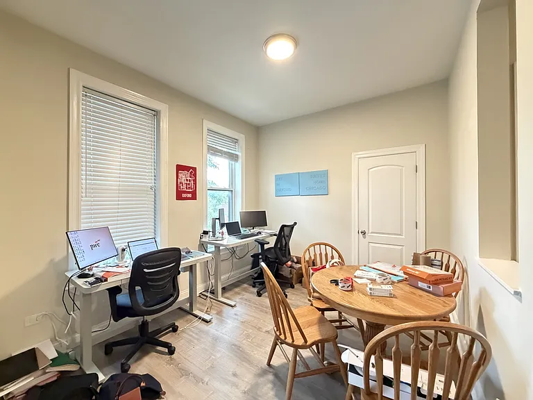 854 W George St #4 — Photo 13