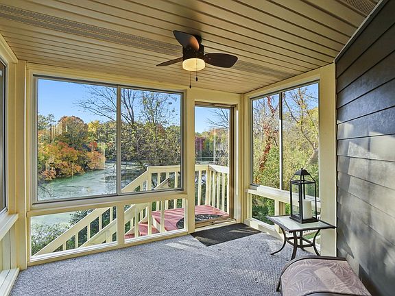 2nd image of 2597 Heritage Dr #100