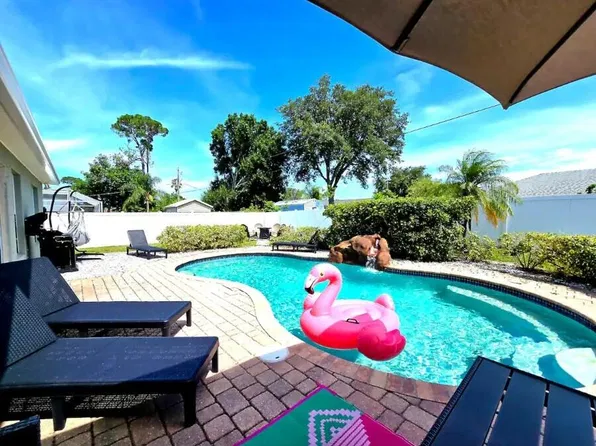 302 NE Greenbrier Ave #0, Pt Saint Lucie, FL 34983