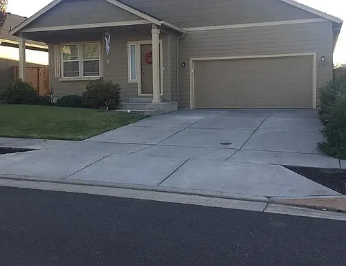 2661 NW Brianna St Photo 1
