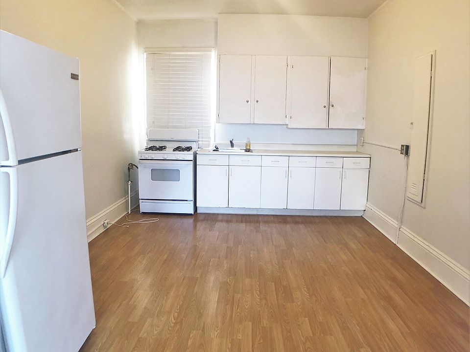 1st image of 839 Treat Ave #A