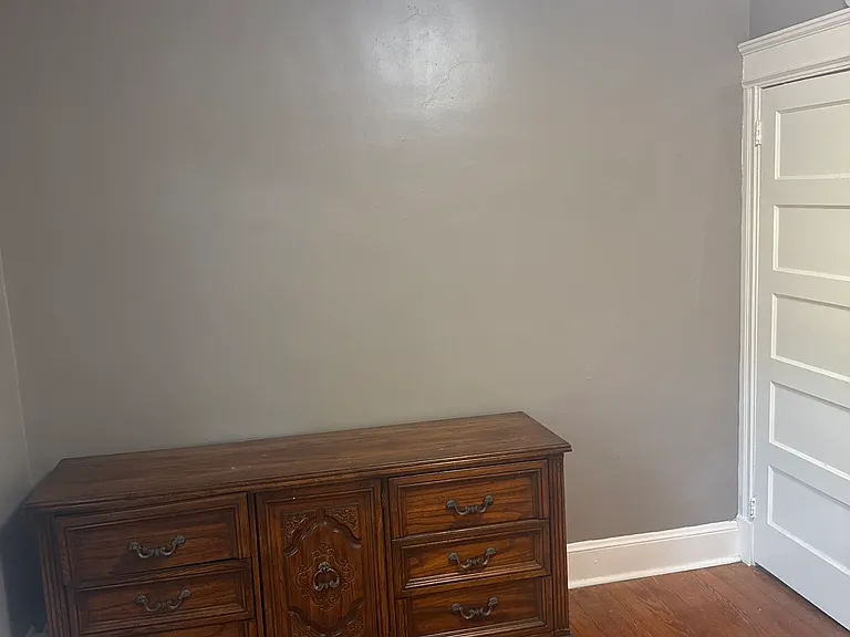 275 Chipman St #1 — Photo 4