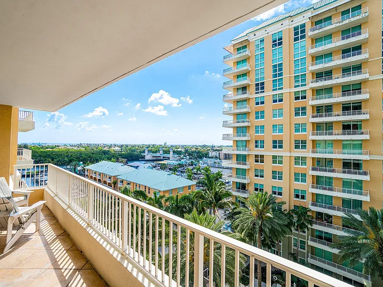 700 E Boynton Beach Blvd #803 — Photo 40