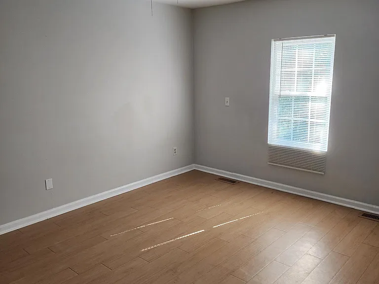 2491 Realm St — Photo 16