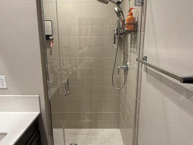 547 W Foothill Blvd #88 — Photo 18
