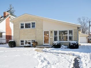 409 N Knight Ave, Park Ridge, IL 60068