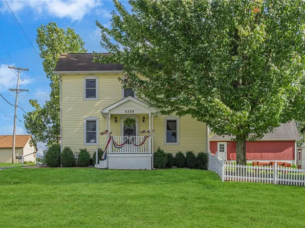 6269 Tuscarawas Rd, Industry, PA 15052