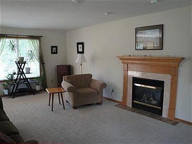 5th image of 2204 Frankie Ln