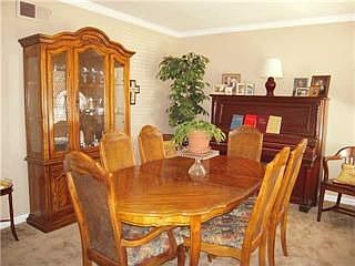 2nd image of 6668 Bainbridge Dr