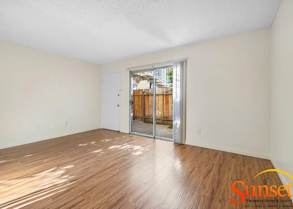 1539 Grand Ave #1