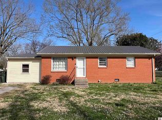 900 Mill View Ct, Hopkinsville, KY 42240