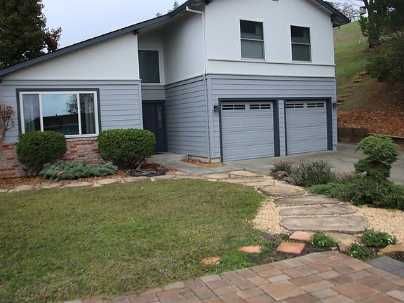 2 Car Garage