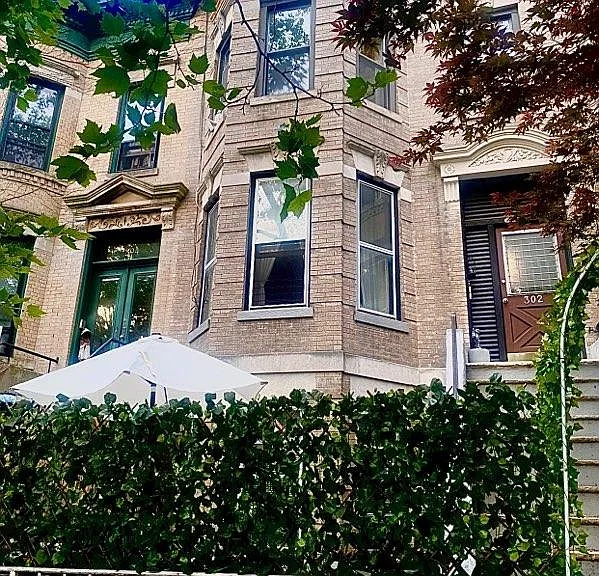 302 Windsor Pl #2 — Photo 1