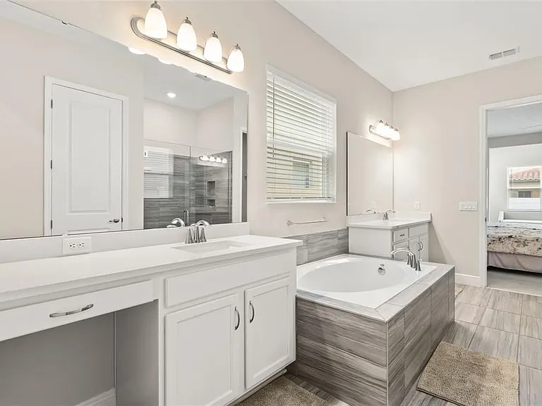 8373 Ludington Cir — Photo 46