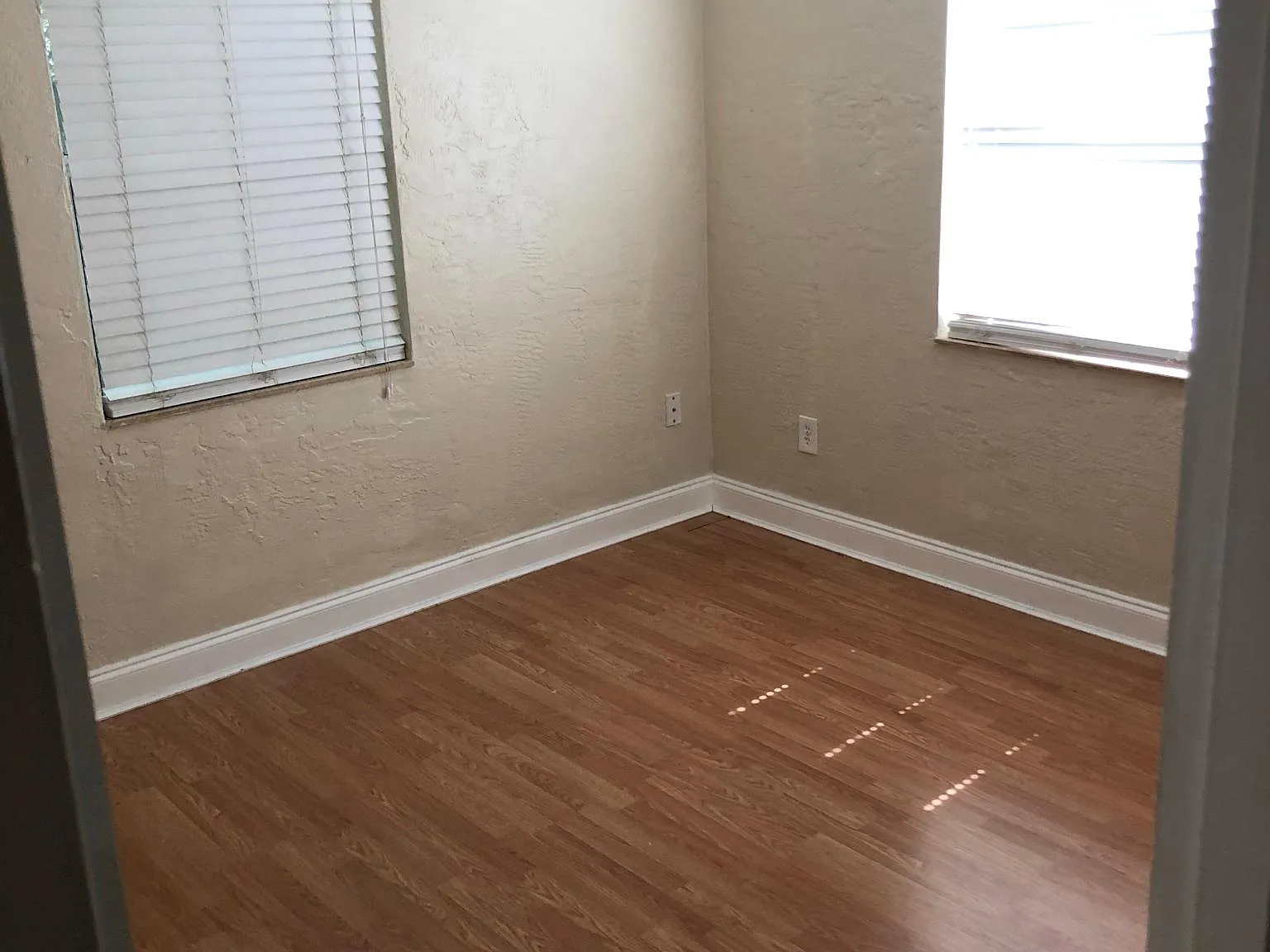 3 bed, 1282 sqft, $1,950 — Photo 3