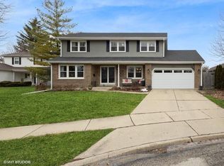 1318 N Haddow Ave, Arlington Heights, IL
