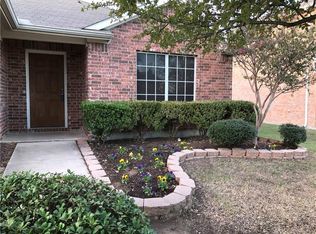 205 Foreston Dr, Roanoke, TX 76262