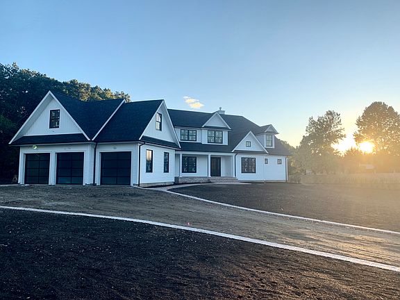2nd image of 6 Baileys Ct