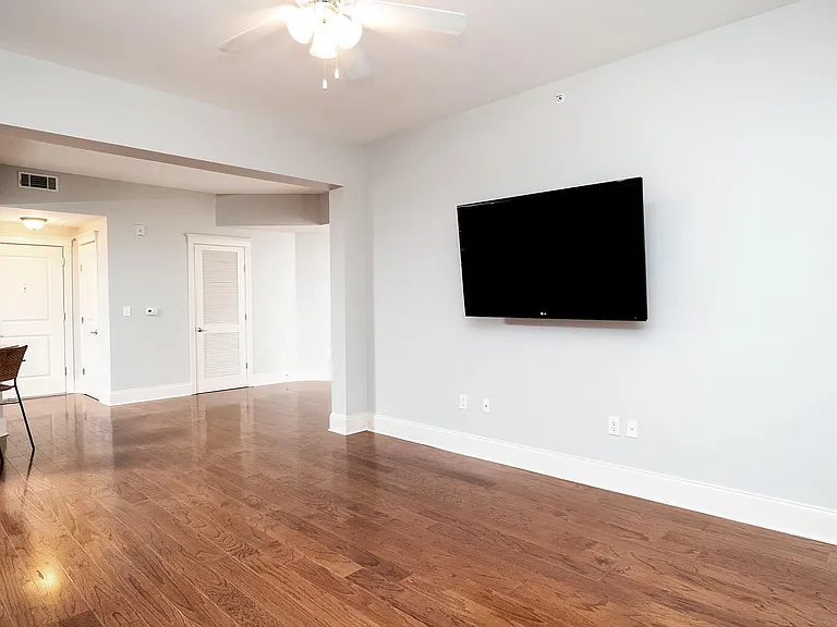 222 Glenwood Ave #304-1 — Photo 13