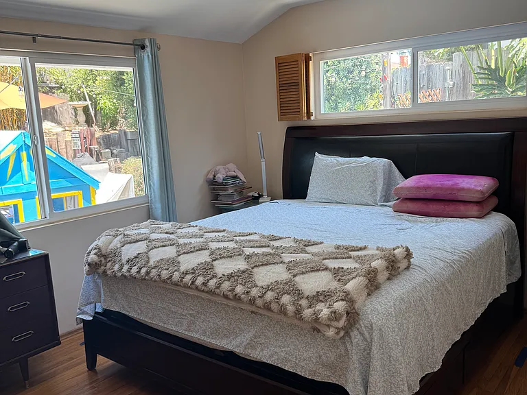 3134 Ducommun Ave #1 — Photo 16