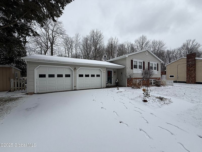 2nd image of 16 Briarfield Drive