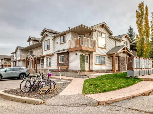 20 E Panatella Lndg NW #205, Calgary, AB T3K 0K8