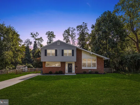 805 Elderbank Ct, Towson, MD 21286