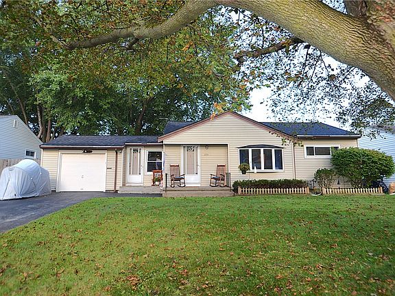 2nd image of 225 Hildegarde Rd