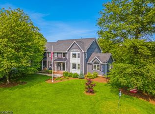 8 Pace Farm Rd, Califon, NJ 07830