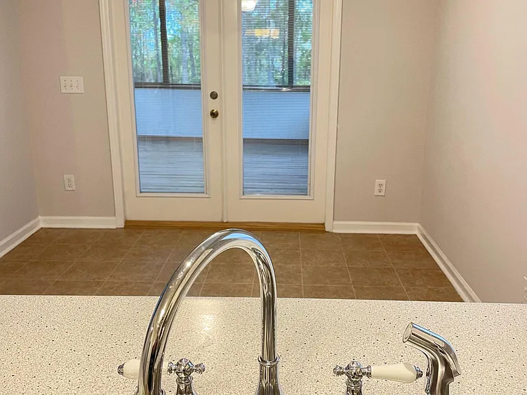 325 Catlin Rd — Photo 22