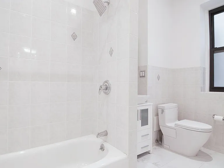 853 7th Ave #11F — Photo 14