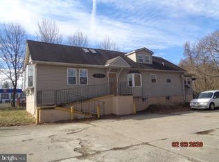 9121 Livingston Rd, Fort Washington, MD 20744