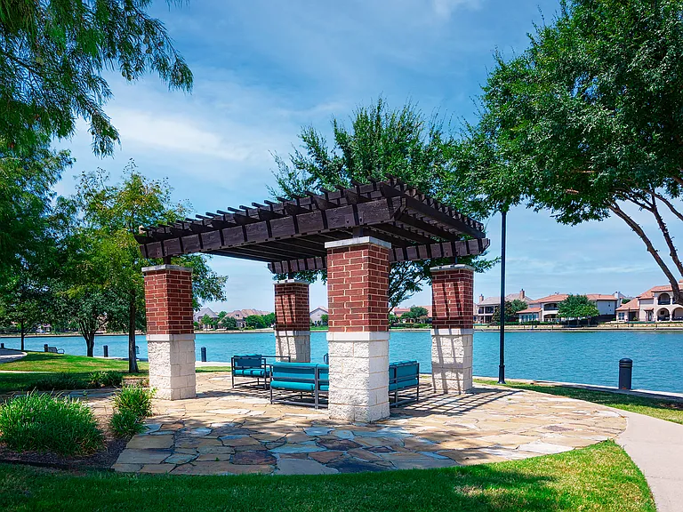 Outdoor seating near Lake Carolyn