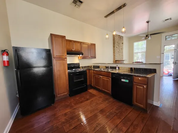 2908 Saint Peter St, New Orleans, LA 70119