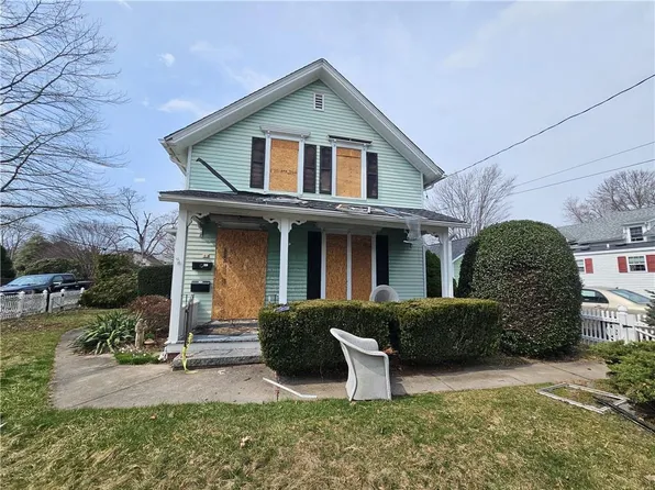 354 Woodruff Ave, South Kingstown, RI 02879