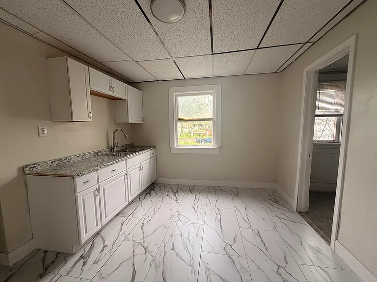 834 N Detroit Ave — Photo 10