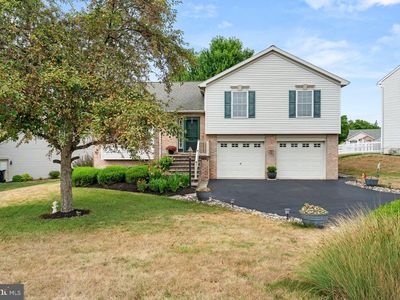 1431 E Maple St, Palmyra, PA, 17078