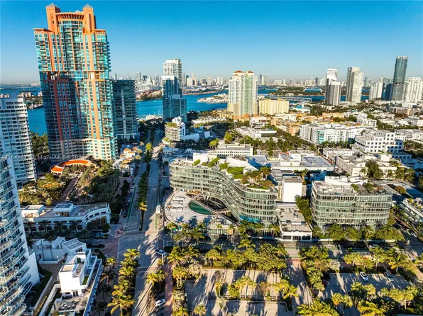 1 Collins Ave #Penthouse 705, Miami Beach, FL 33139