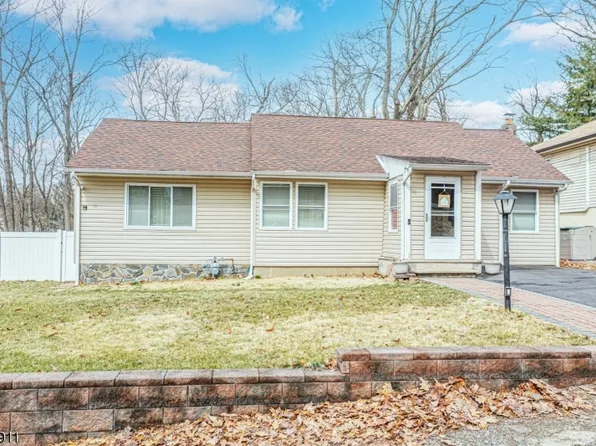 12 Cherokee Ave, Rockaway Twp., NJ 07866