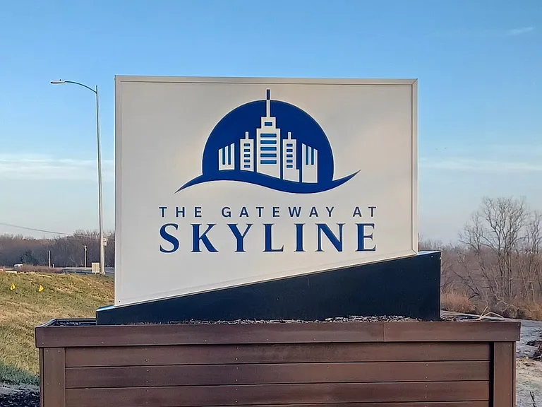 Gateway at Skyline Apartments — Photo 15