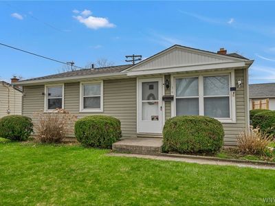 36 Glendale Ln, Cheektowaga, NY, 14225