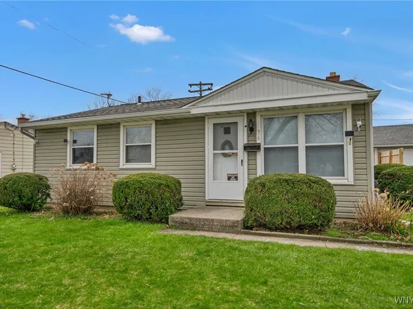 36 Glendale Ln, Cheektowaga, NY 14225