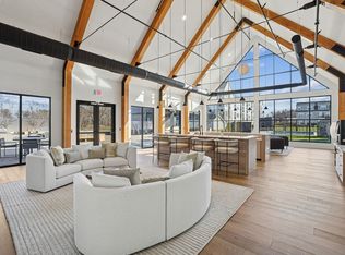 1100 Springside Ln #10-404, Middletown, CT 06457